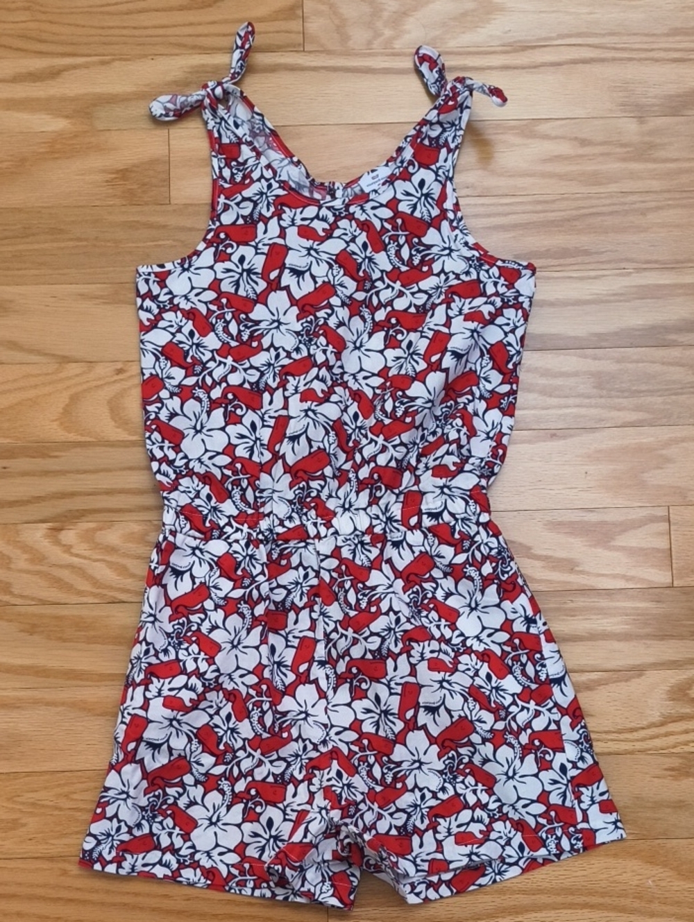 Vineyard Vines + Target Red Floral Tie-Shoulder Romper Size L 10/12 NWOT